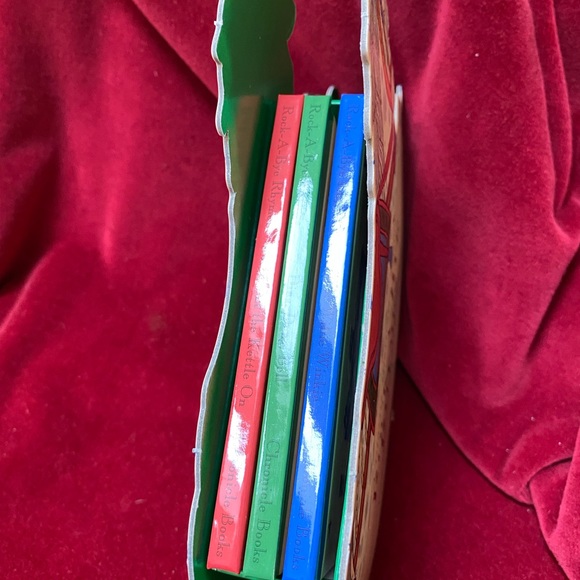 Rock-A-Bye Rhymes, 3 Miniature Darling Nursery Rhyme Books - Picture 4 of 10